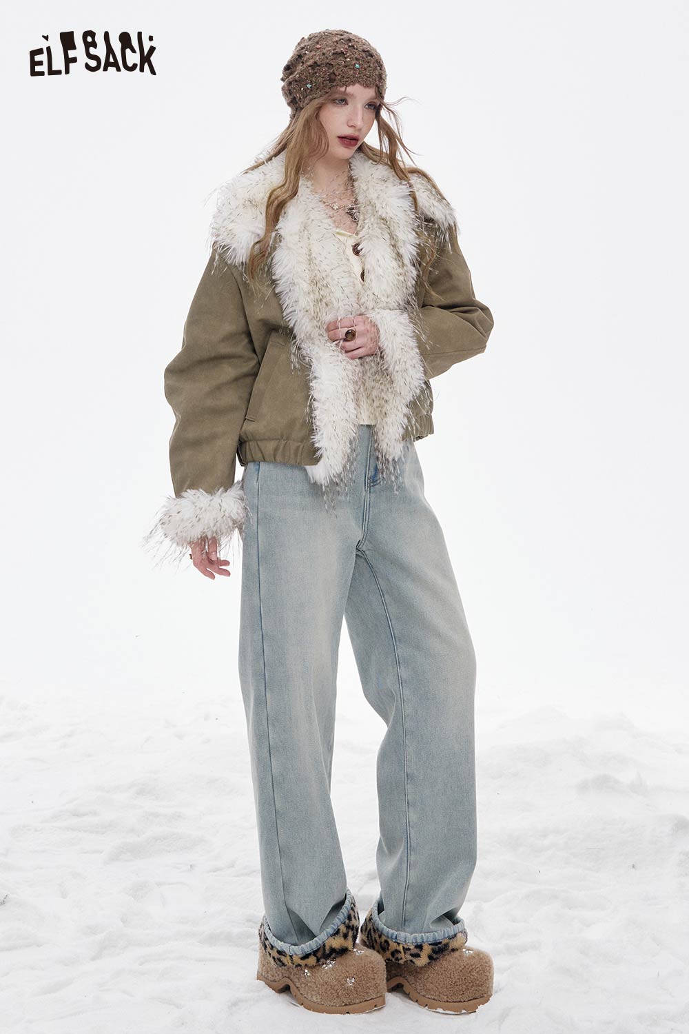 ELFSACK plush lining toggle button coat featuring a stylish fur collar and cozy design