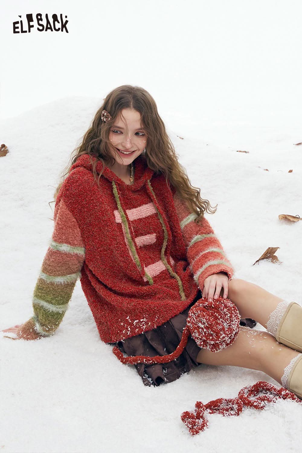 ELFSACK plush ombre hooded sweater for women in red and green with soft texture for a cozy winter look