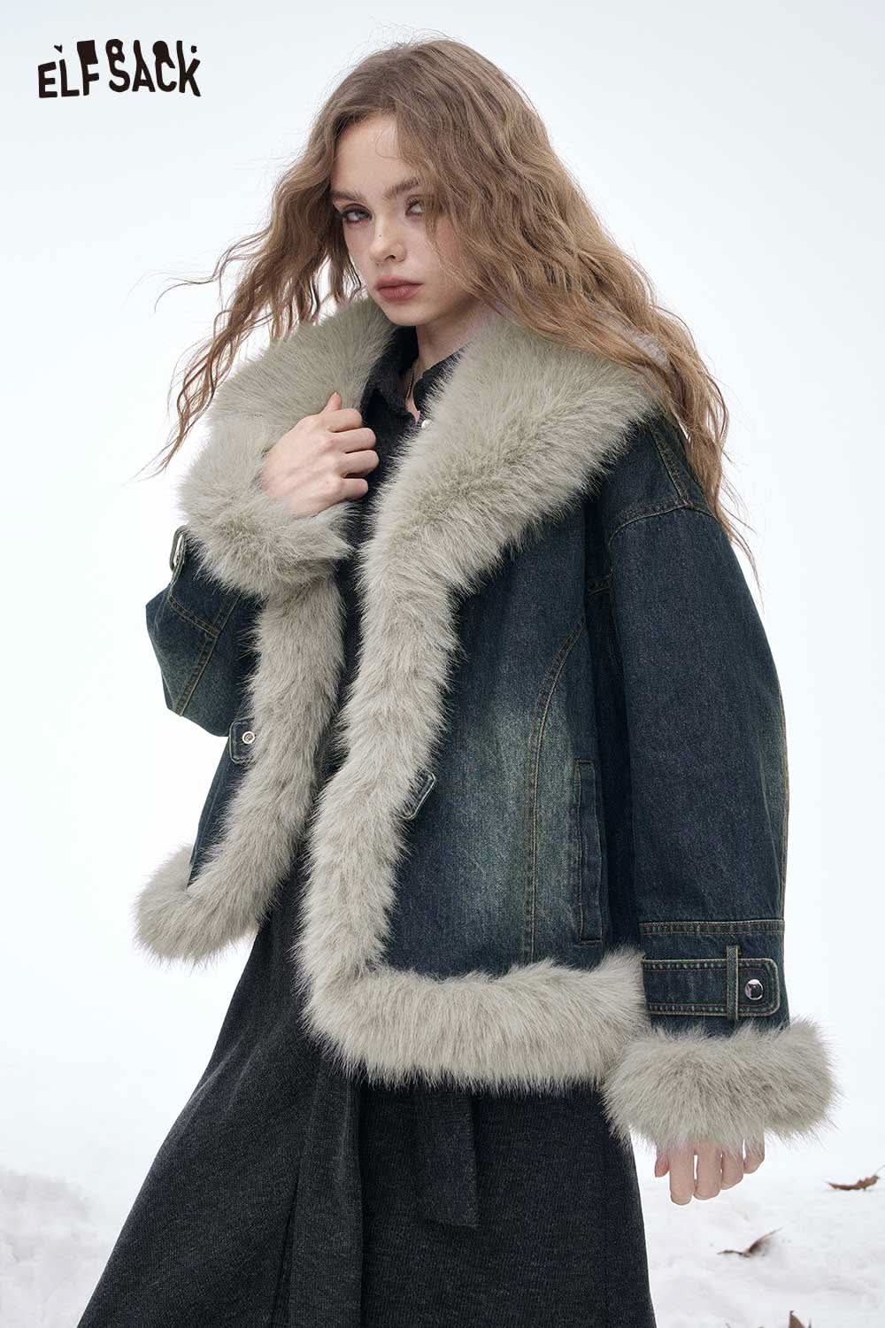 ELFSACK plush trim denim jacket for women featuring a faux fur collar and sleeves for a stylish look