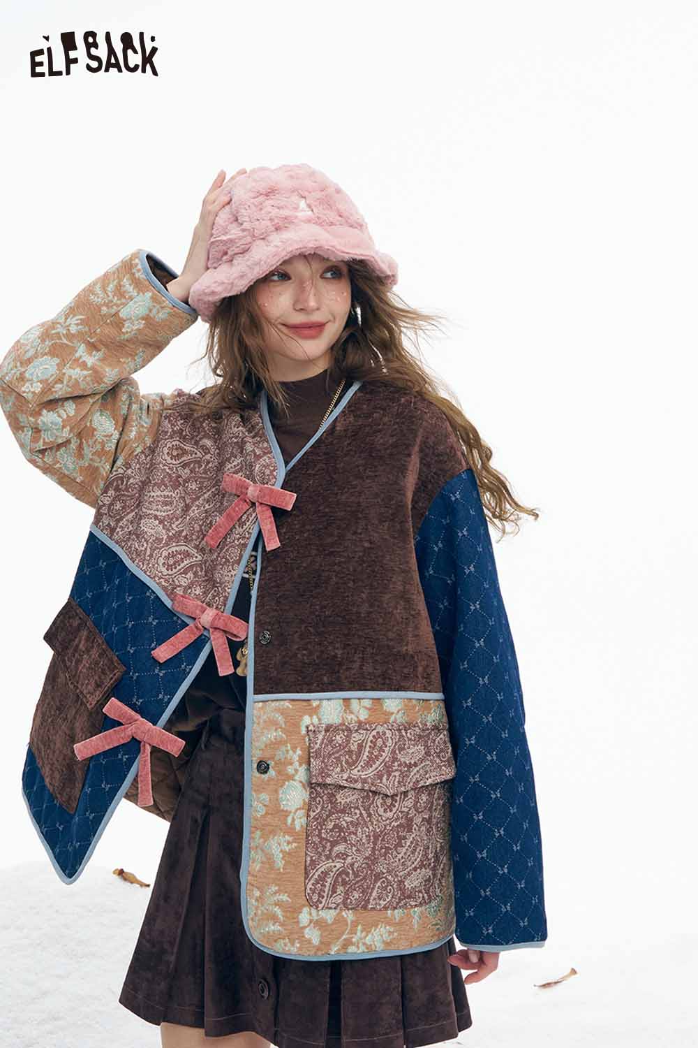 ELFSACK preppy animal graphic knitwear with a colorful patchwork design and playful bows