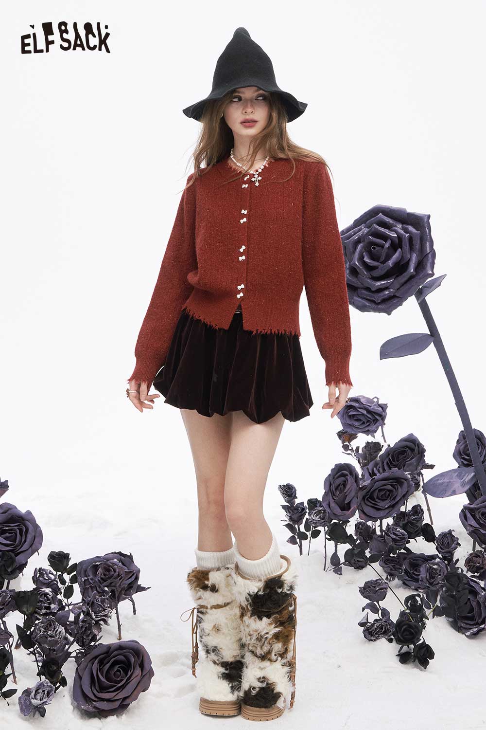 ELFSACK preppy fringe sweater for women in red paired with a stylish skirt and accessories