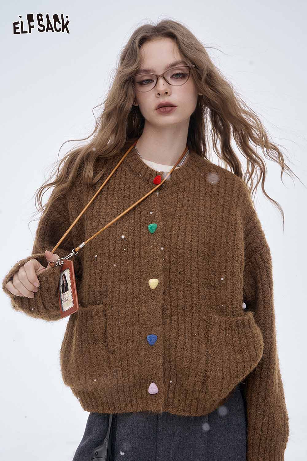 ELFSACK preppy round neck sweater in brown with colorful buttons and pockets, perfect for winter layering