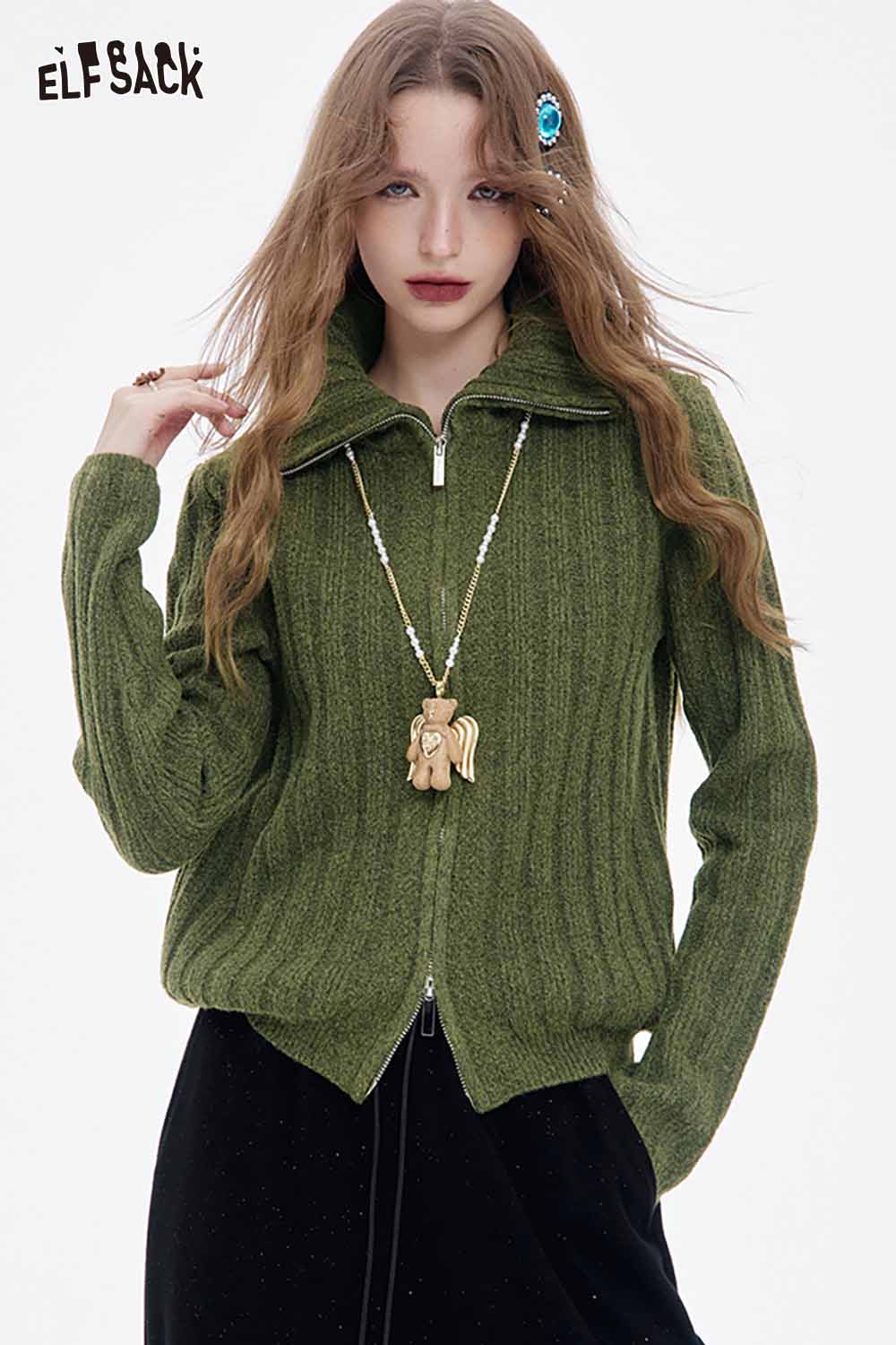 ELFSACK preppy zip up ribbed sweater in green with a stylish zipper and ribbed texture.