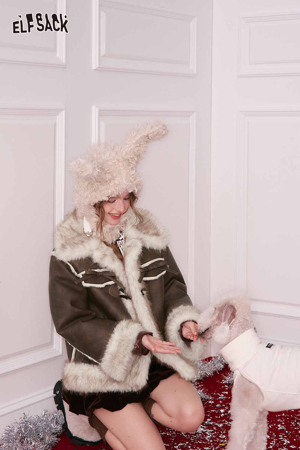 ELFSACK PU leather faux fur collar jacket featuring soft fur and stylish design for a cozy look