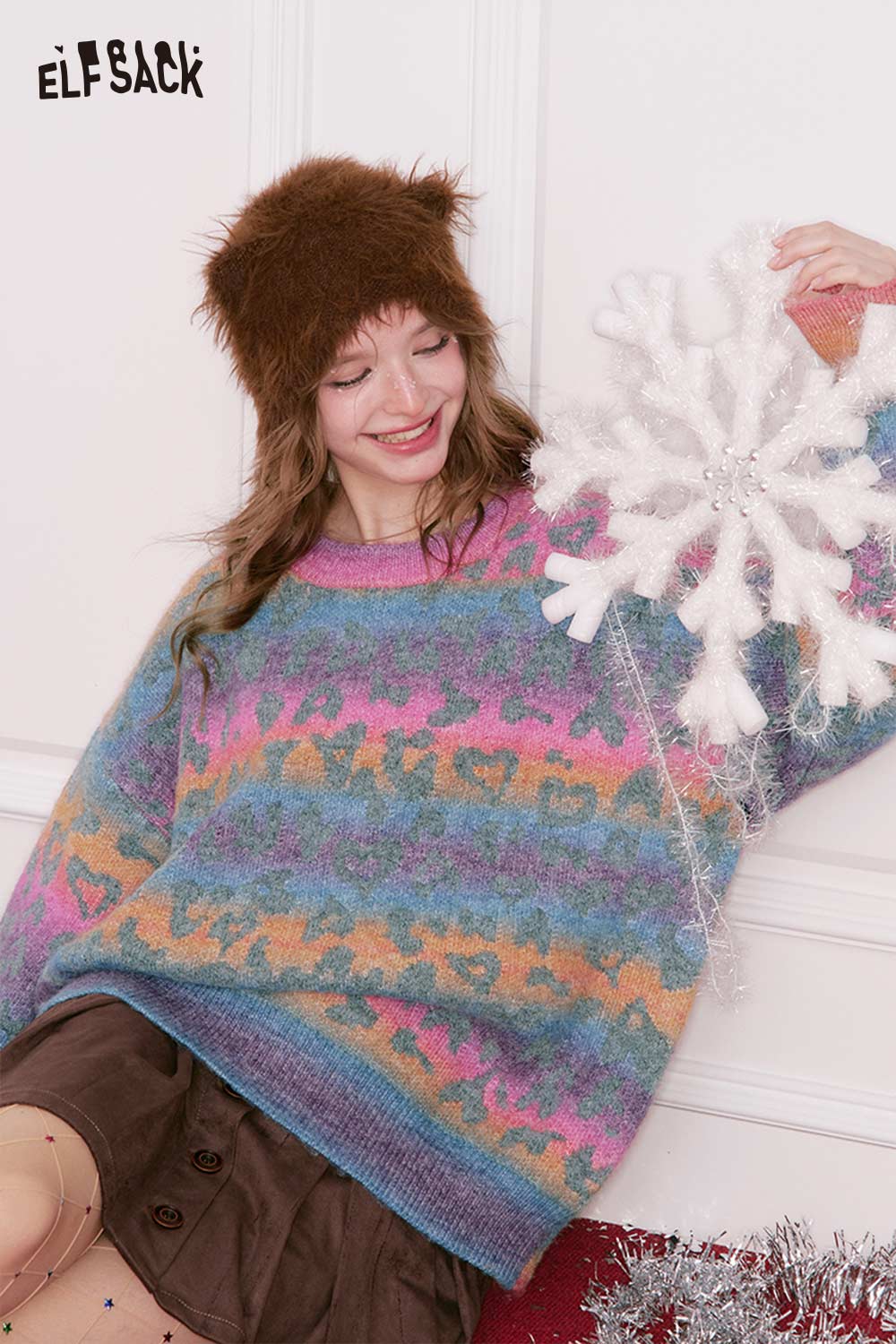 ELFSACK rainbow gradient sweater for women featuring a cozy design and vibrant colors