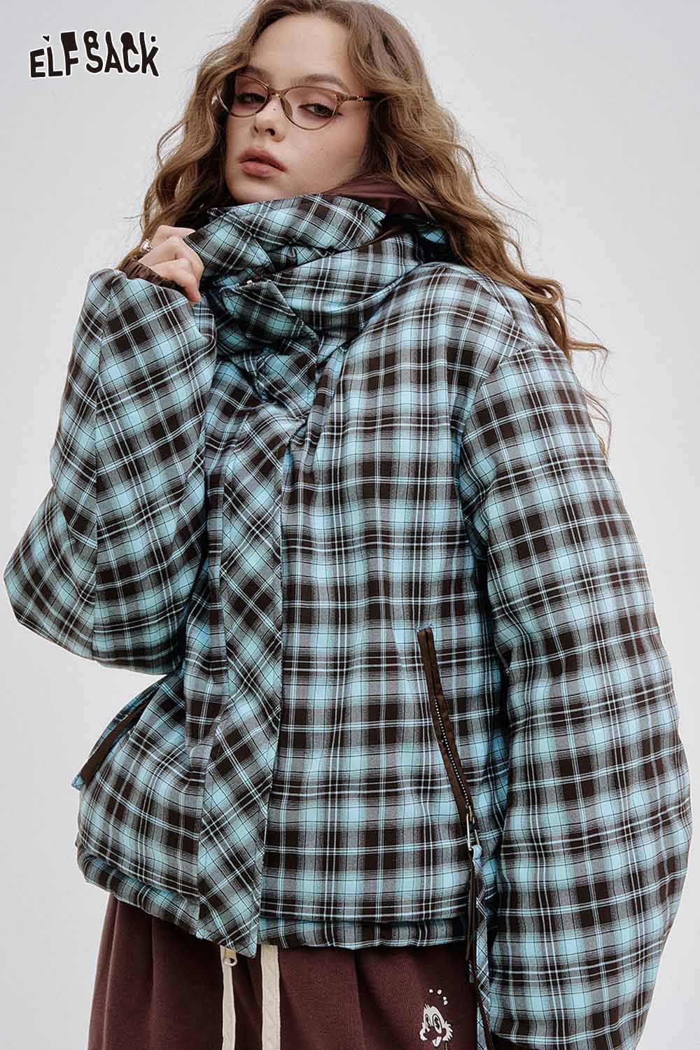 Reversible Y2K down jacket women by ELFSACK in a blue and black plaid design for stylish warmth