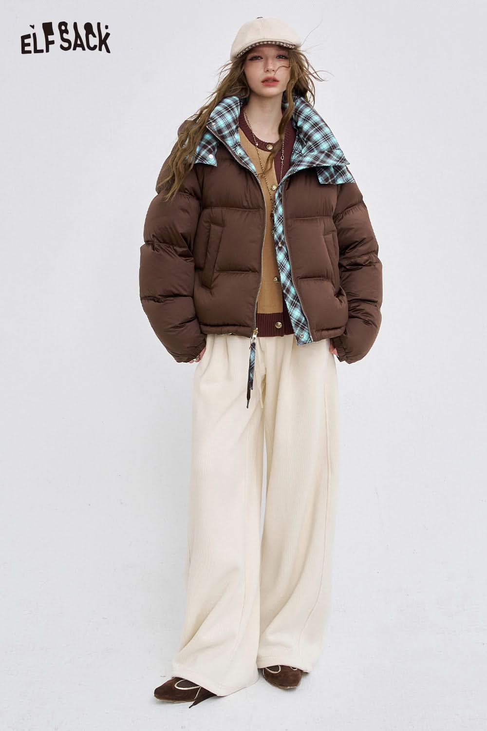 Reversible Y2K down jacket women by ELFSACK in brown with plaid lining, perfect for stylish winter wear