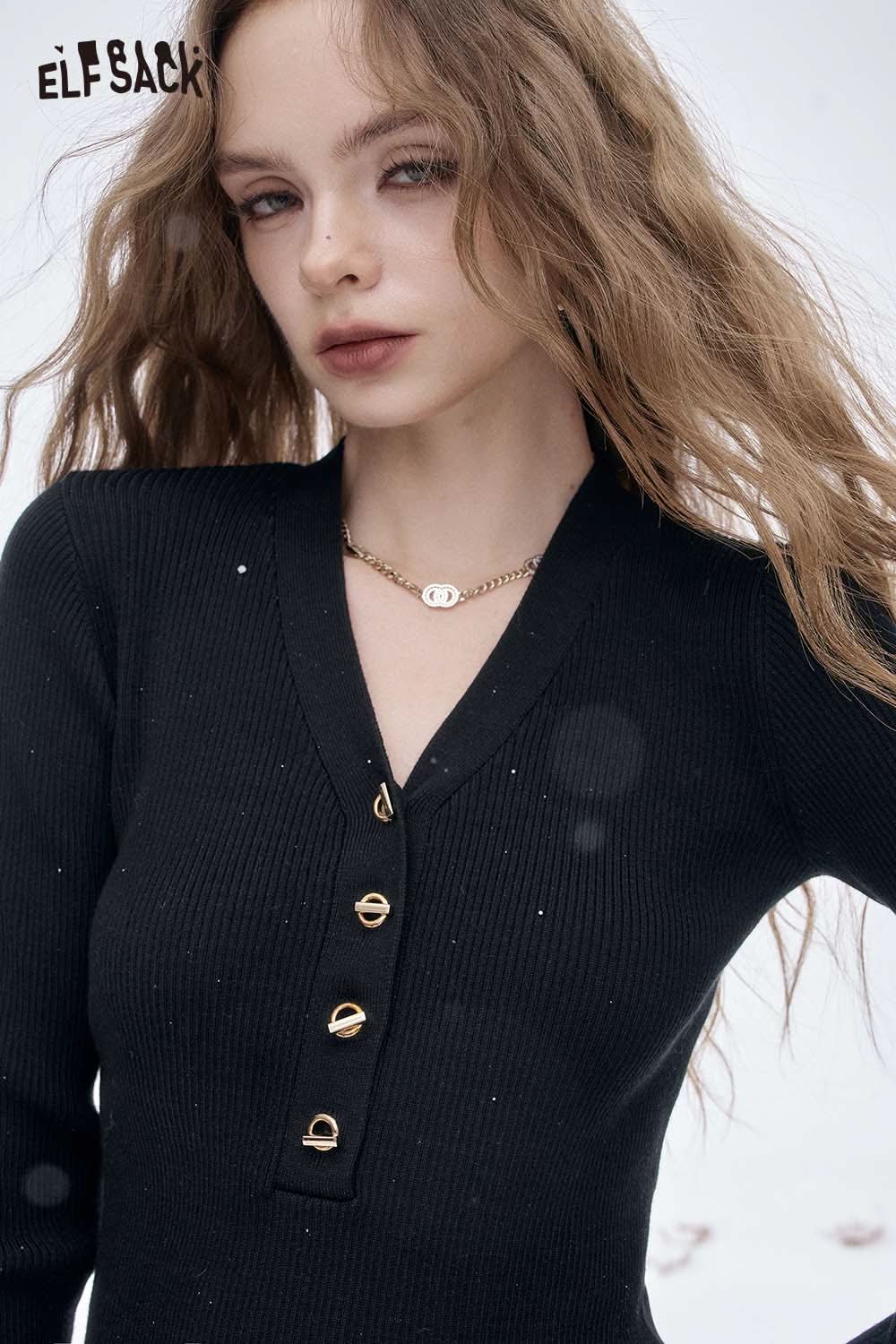 ELFSACK slim fit V neck knit sweater in black with button details and ribbed texture