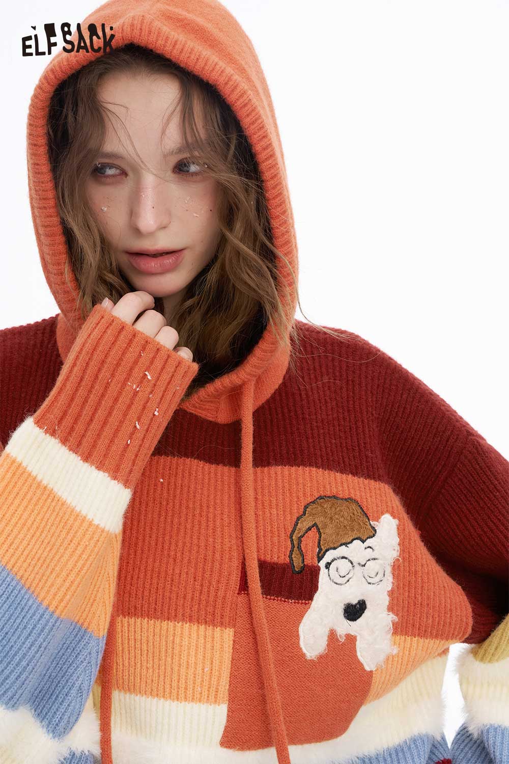 ELFSACK soft animal graphic hooded sweater in bright colors with playful dog design on the front