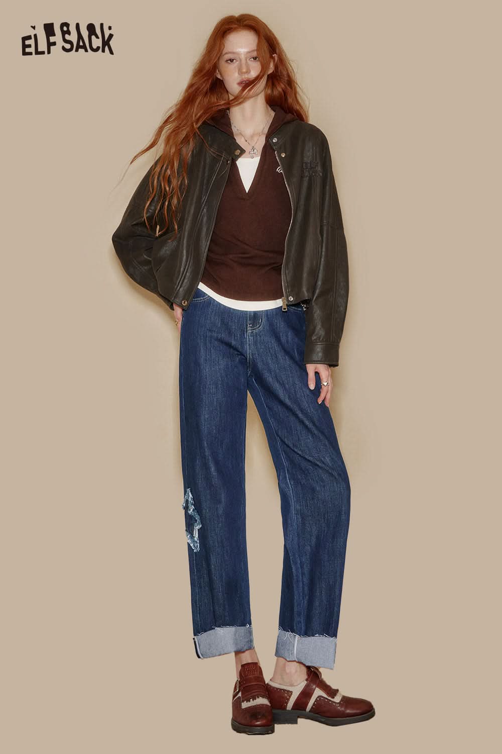 ELFSACK star stitch denim pants women with a relaxed fit and cuffed hem for casual style