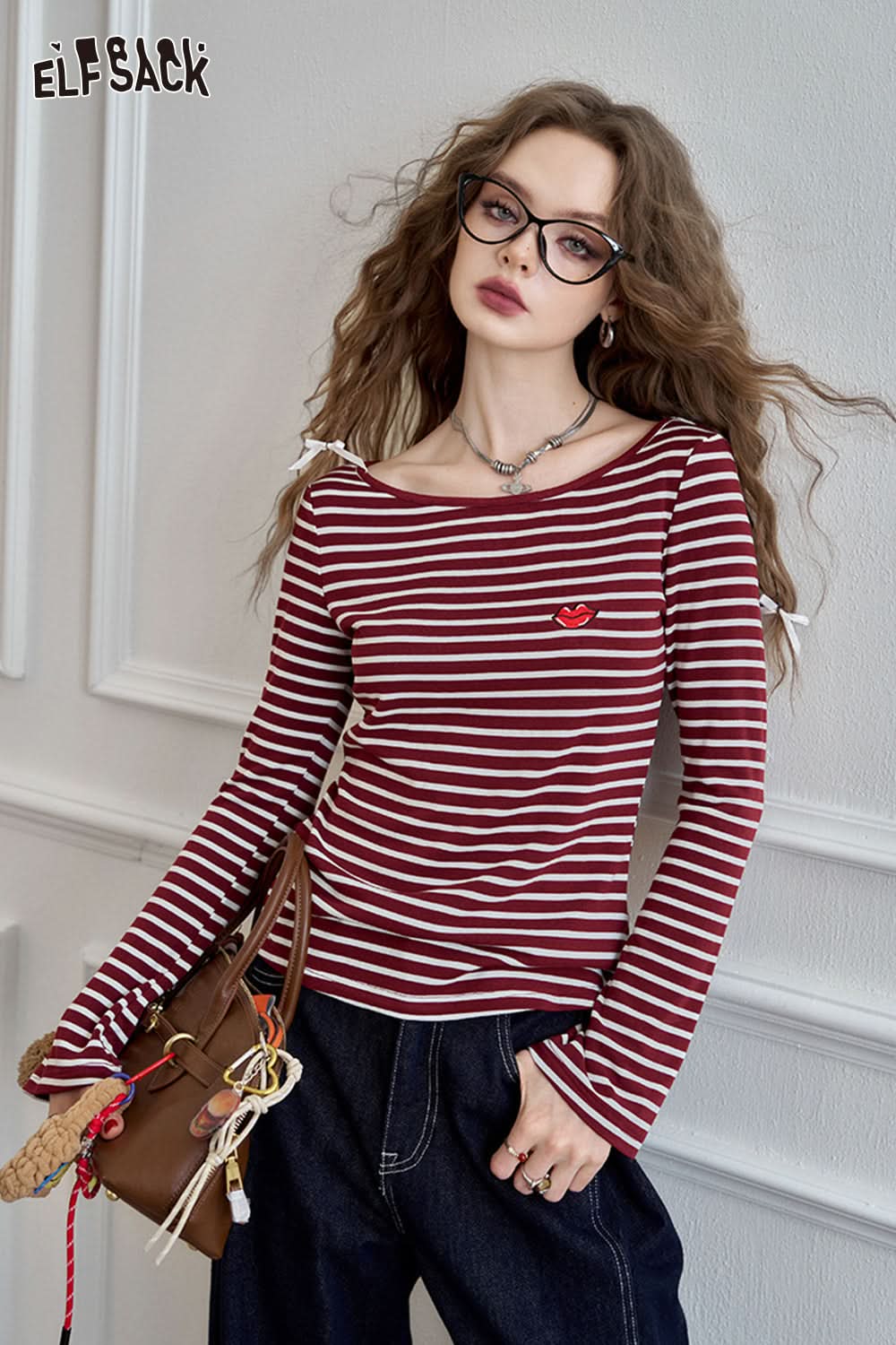 ELFSACK Women's Striped T-shirt with Heart Patch and Off-Shoulder Design for Casual Style