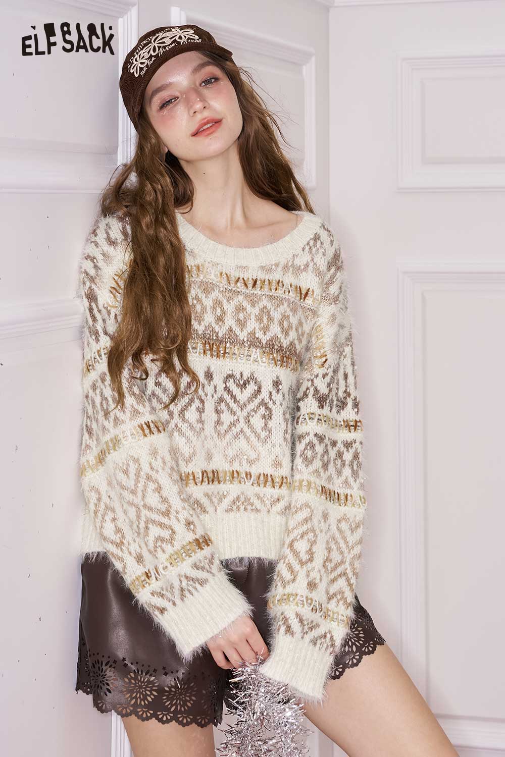 ELFSACK trendy cropped glitter sweater in cream with geometric patterns and a cozy fit