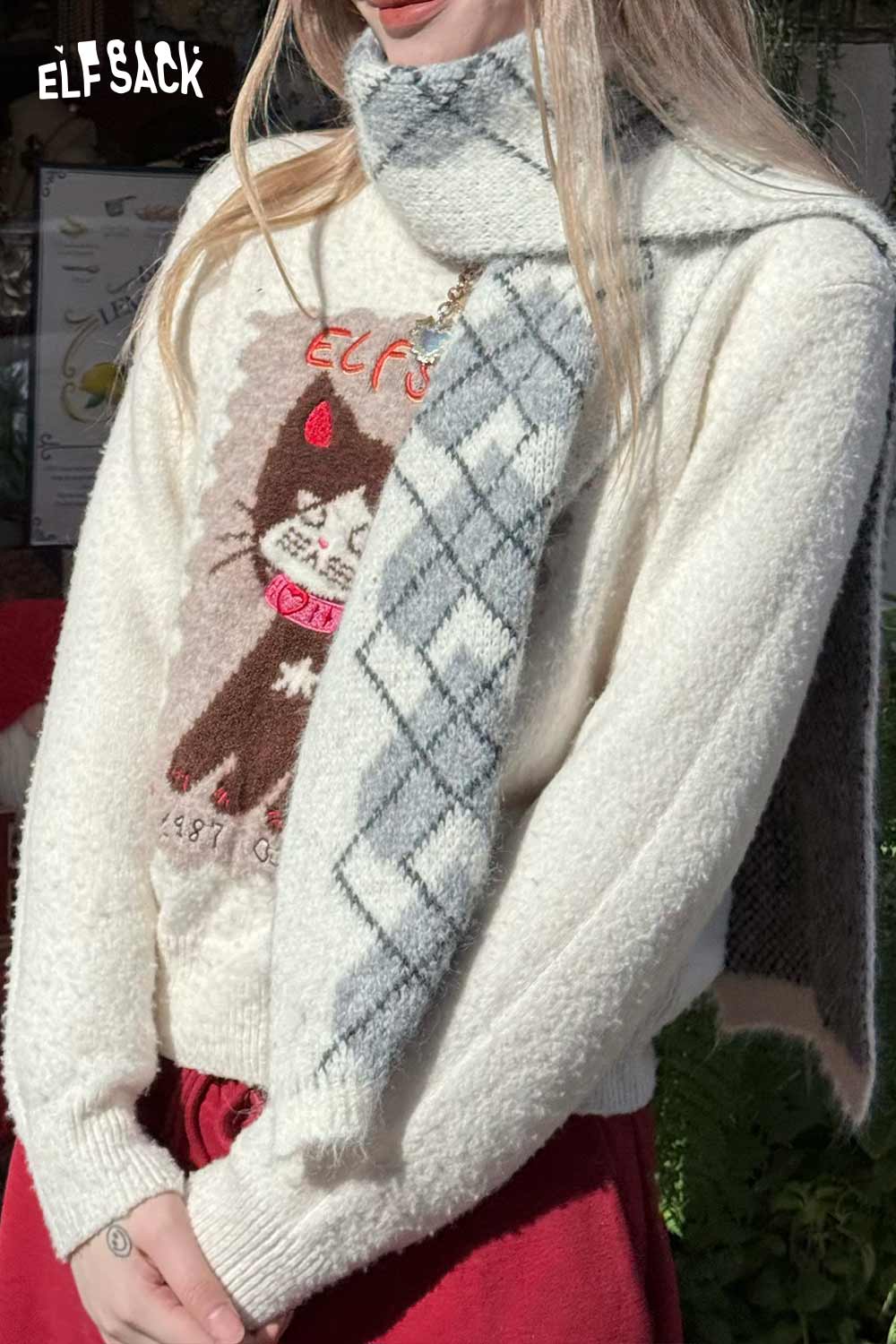 ELFSACK minimalist diamond pattern scarf styled with a cozy outfit for winter fashion