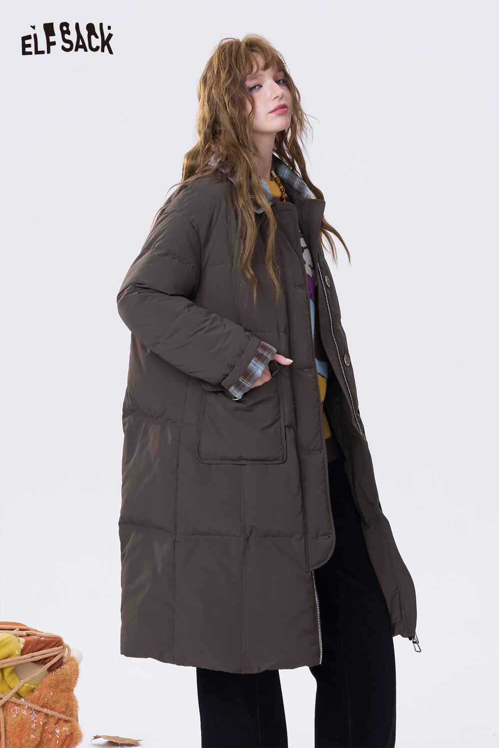 ELFSACK minimalist long down coat for women in brown with a relaxed fit and pockets