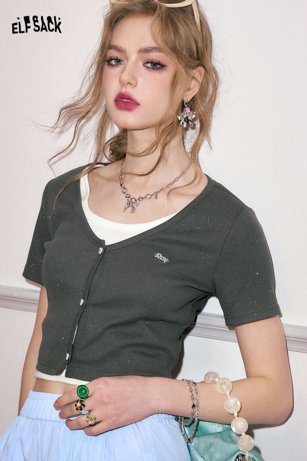 ELFSACK Y2K Layered short sleeve cropped t-shirt with button front in dark gray