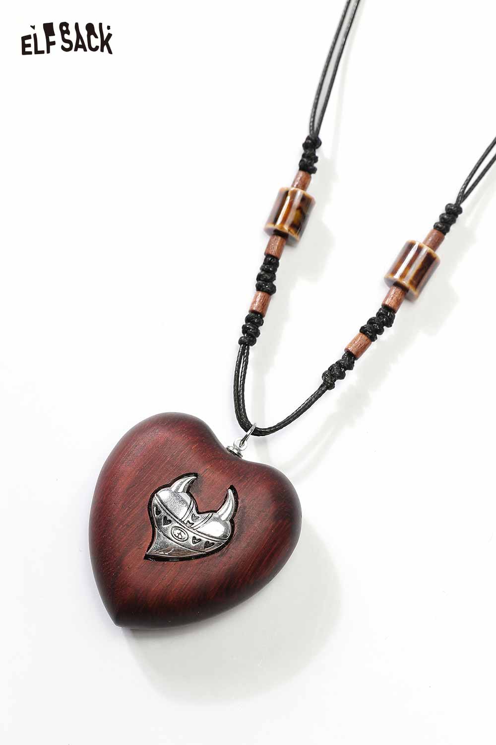 ELFSACK vintage heart pendant necklace with wooden and metal details for a unique accessory look