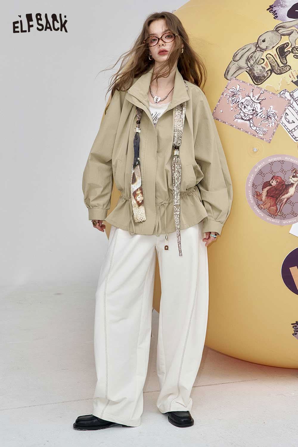 ELFSACK minimalist short jacket for women in beige, stylish and lightweight for casual wear