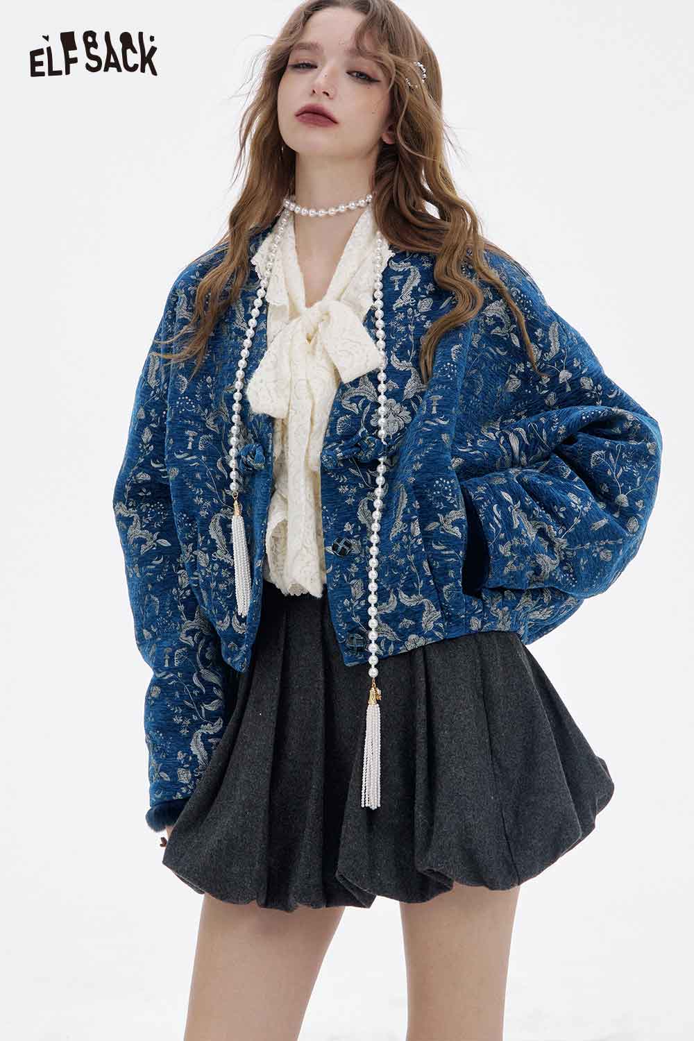 ELFSACK retro graphic short coat for women in blue with elegant pattern and stylish design