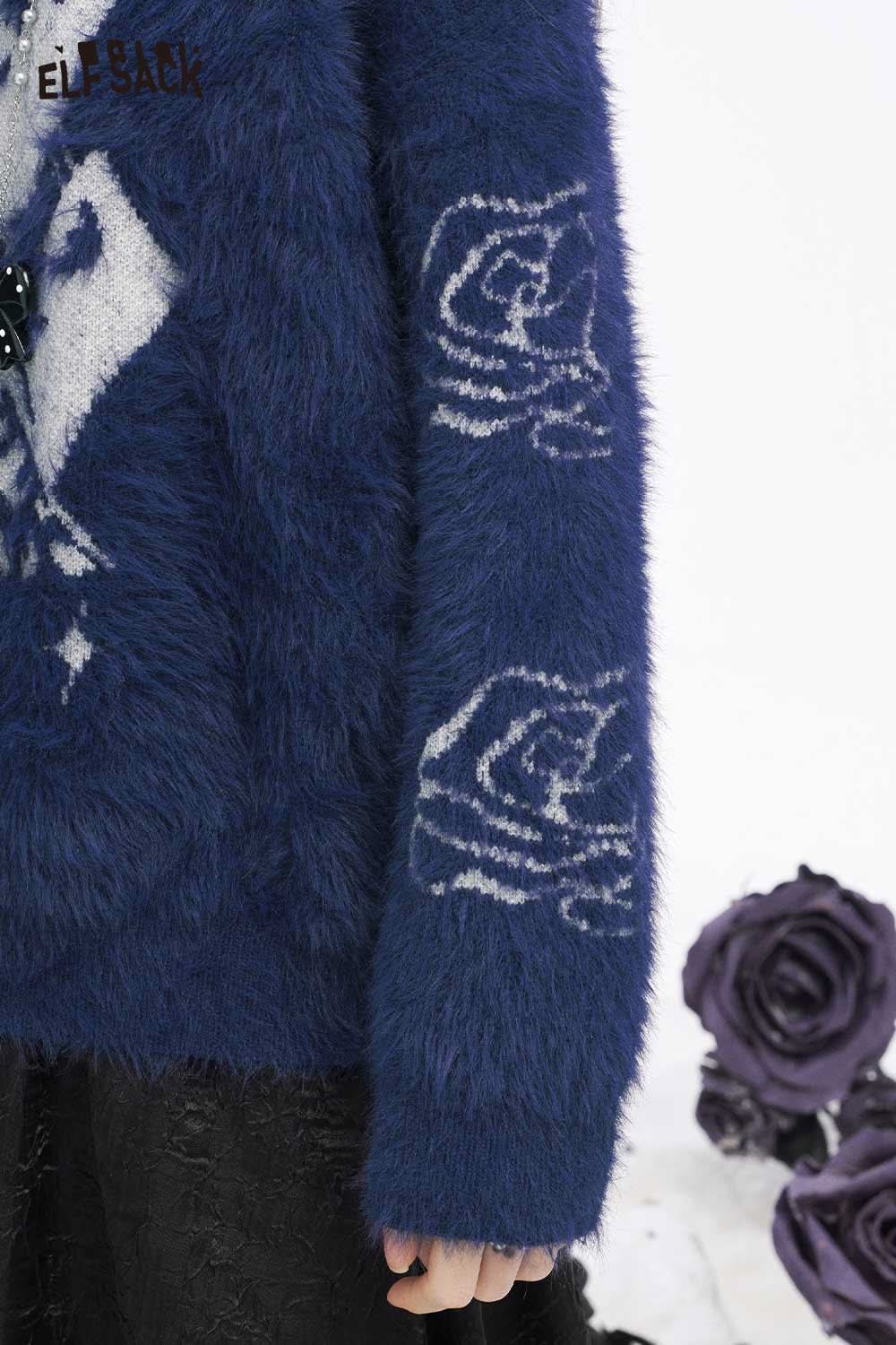 ELFSACK soft graphic plush sweater for women in blue with rose design on sleeves