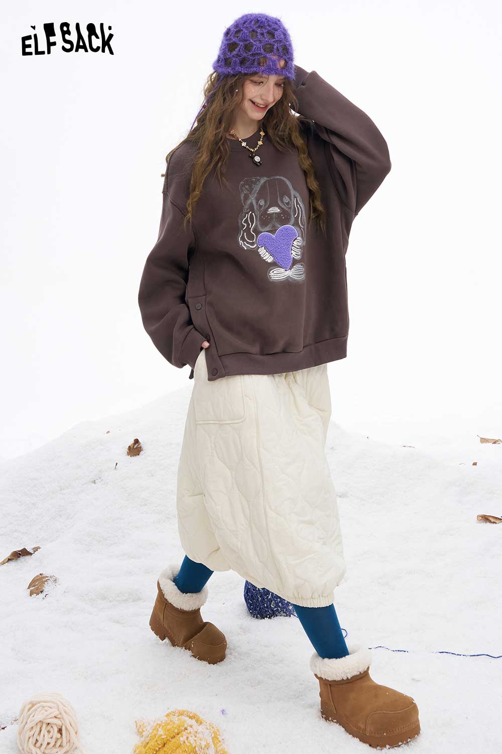 ELFSACK women's animal graphic sweatshirt in brown featuring a playful dog design for a cozy look