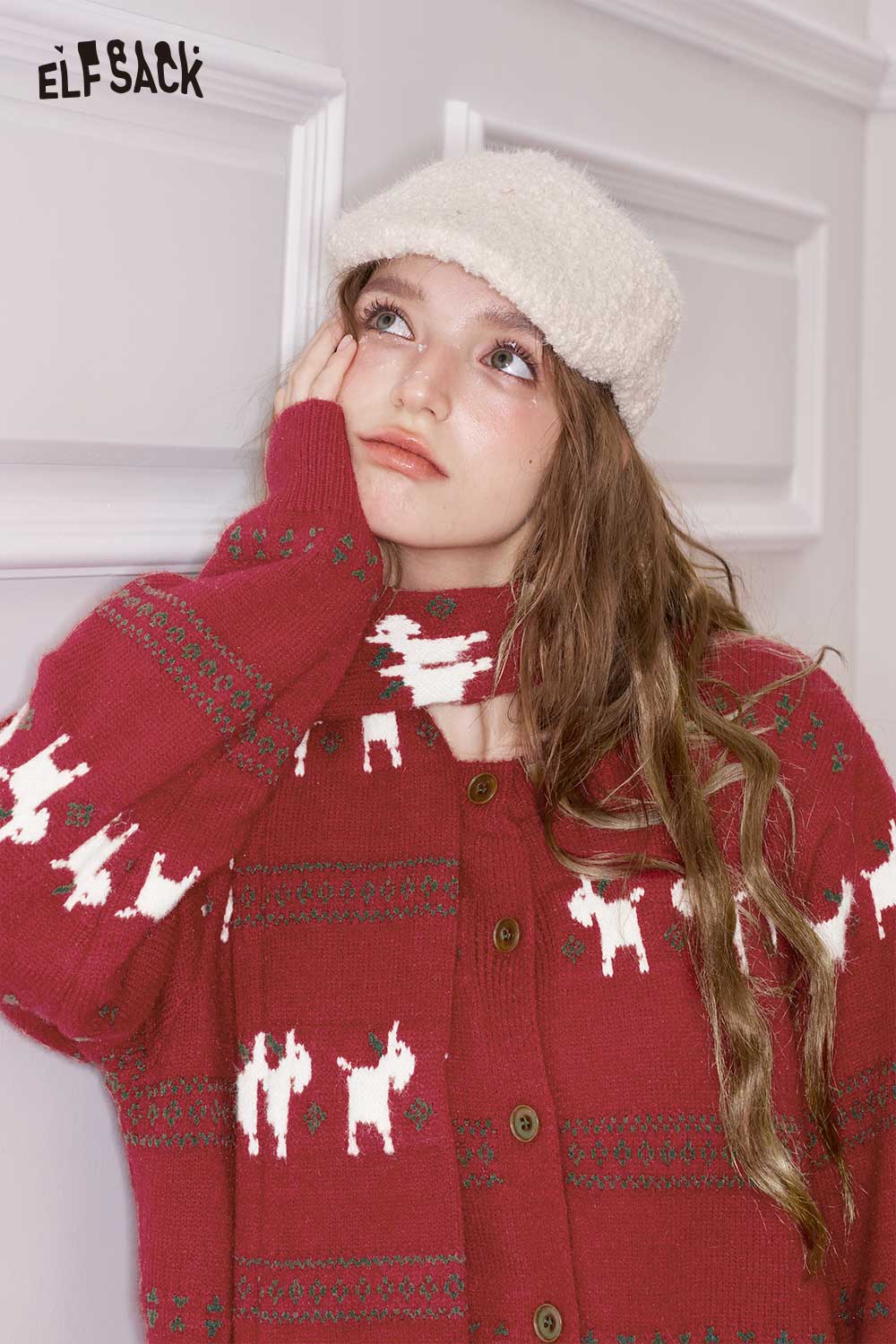 ELFSACK women's Christmas animal graphic cardigan in burgundy with festive animal designs