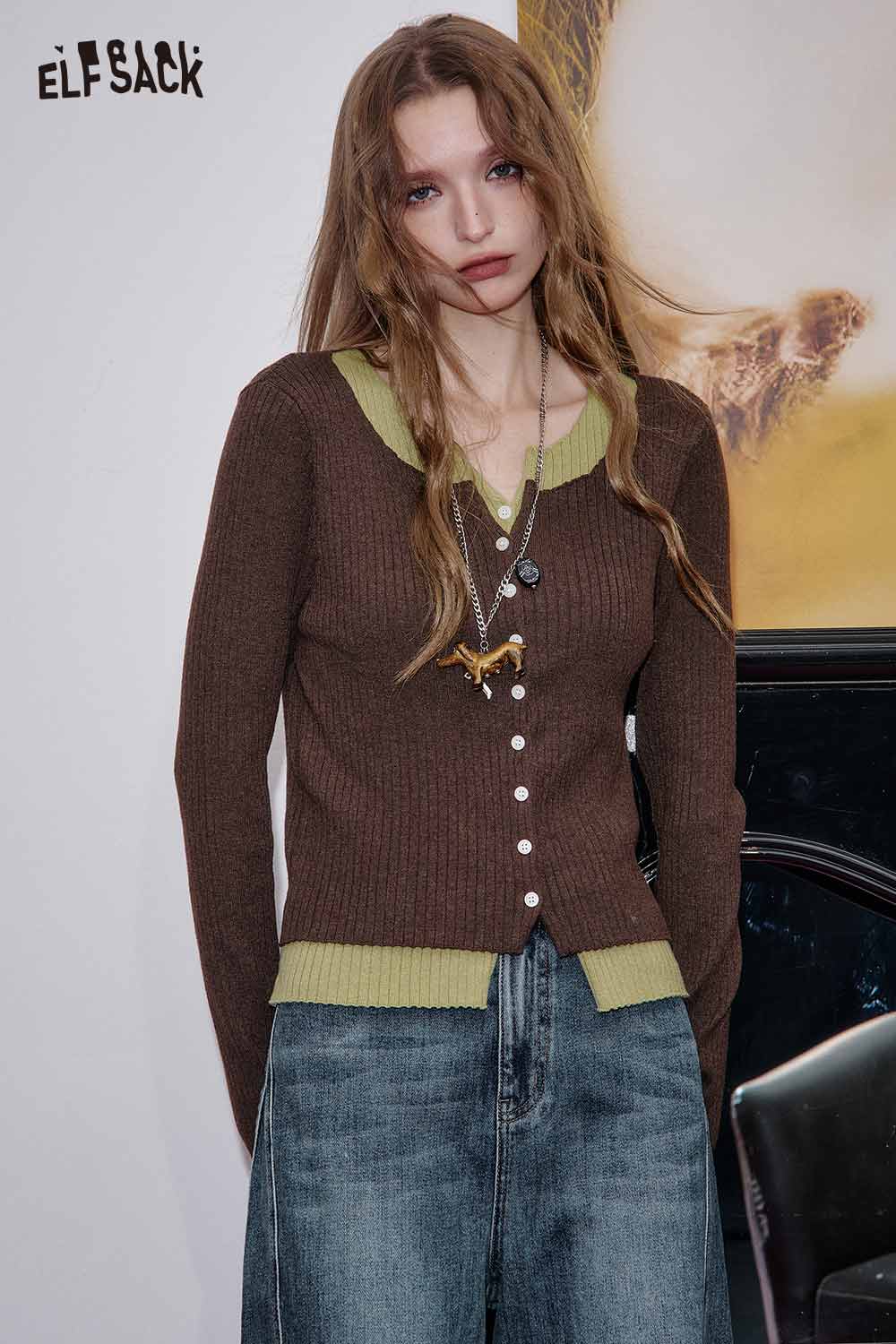 ELFSACK women's color block knit top featuring button details and a stylish cut for a trendy look