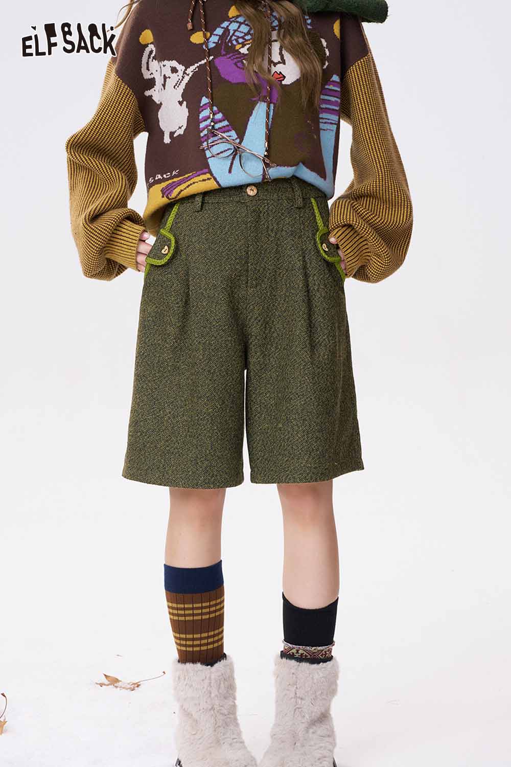 ELFSACK women's empire waist bermuda shorts in green with stylish side pockets and a tailored fit