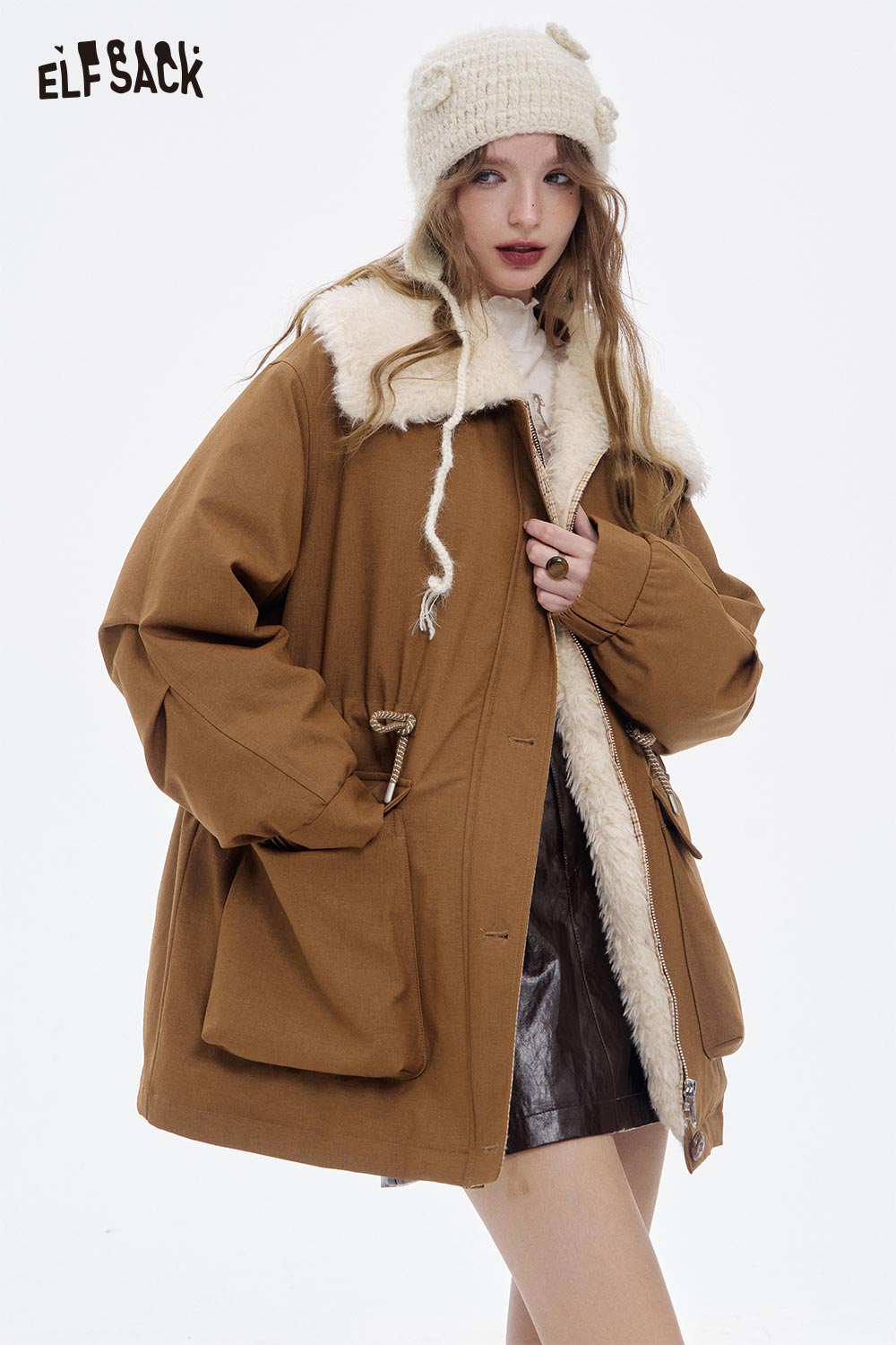 ELFSACK women's furry plaid jacket with a cozy fur-lined collar and large pockets for warmth