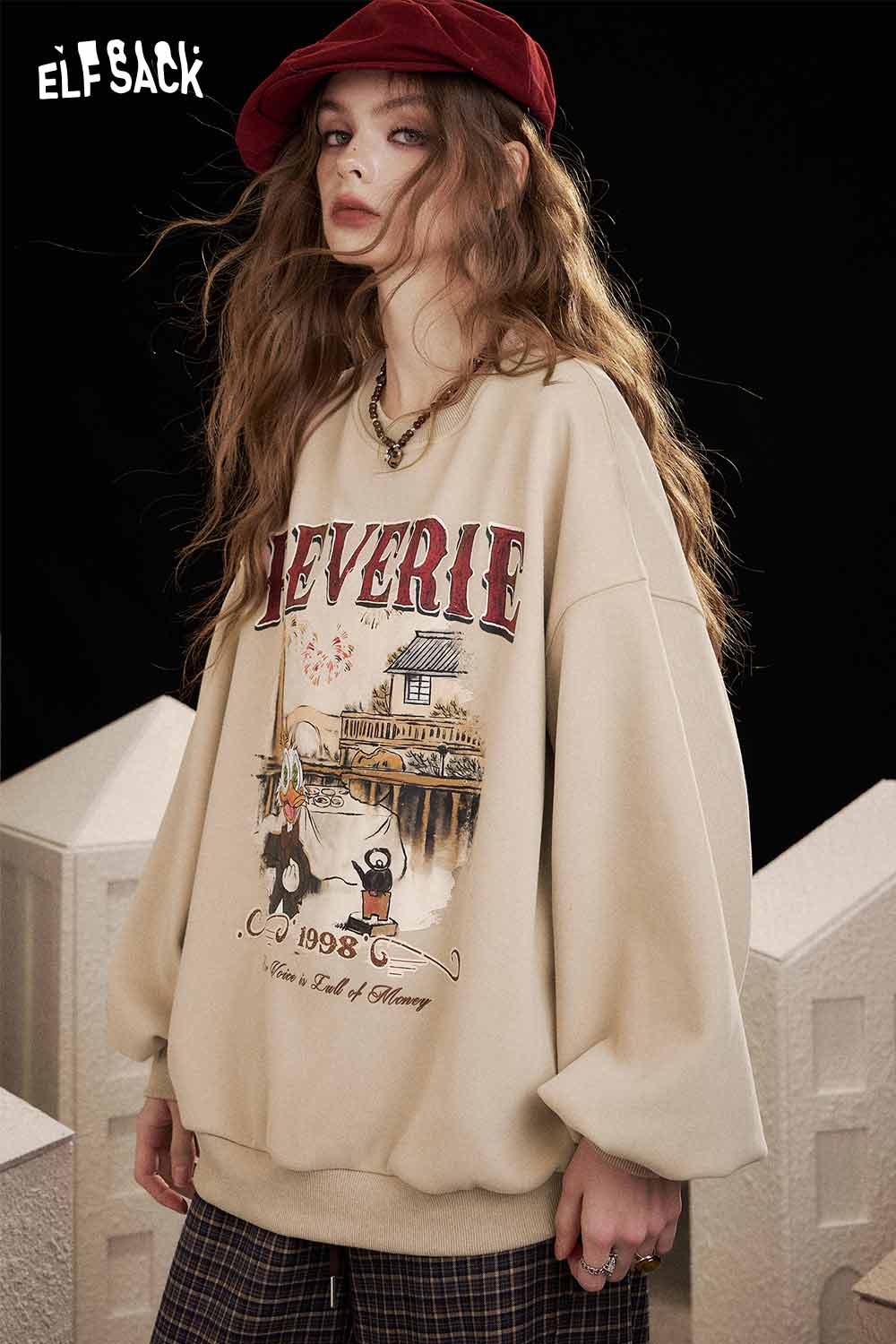 Women's graphic sweatshirt by ELFSACK featuring vintage print and relaxed fit for casual style