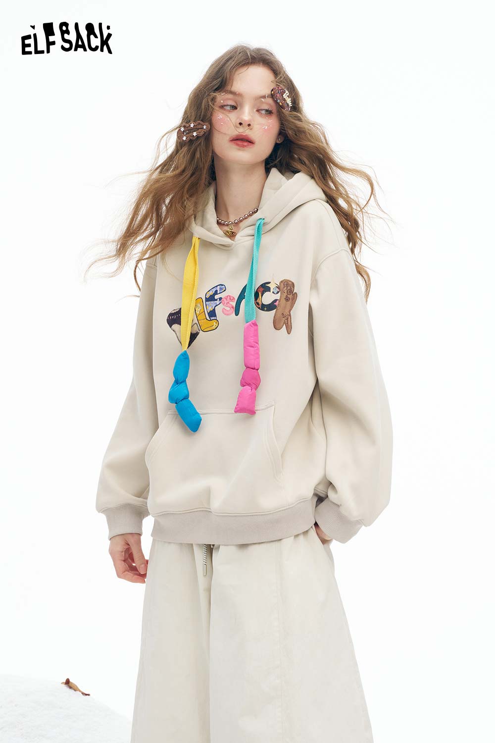 ELFSACK women's letter graphic hoodie with colorful drawstrings and playful design for casual wear