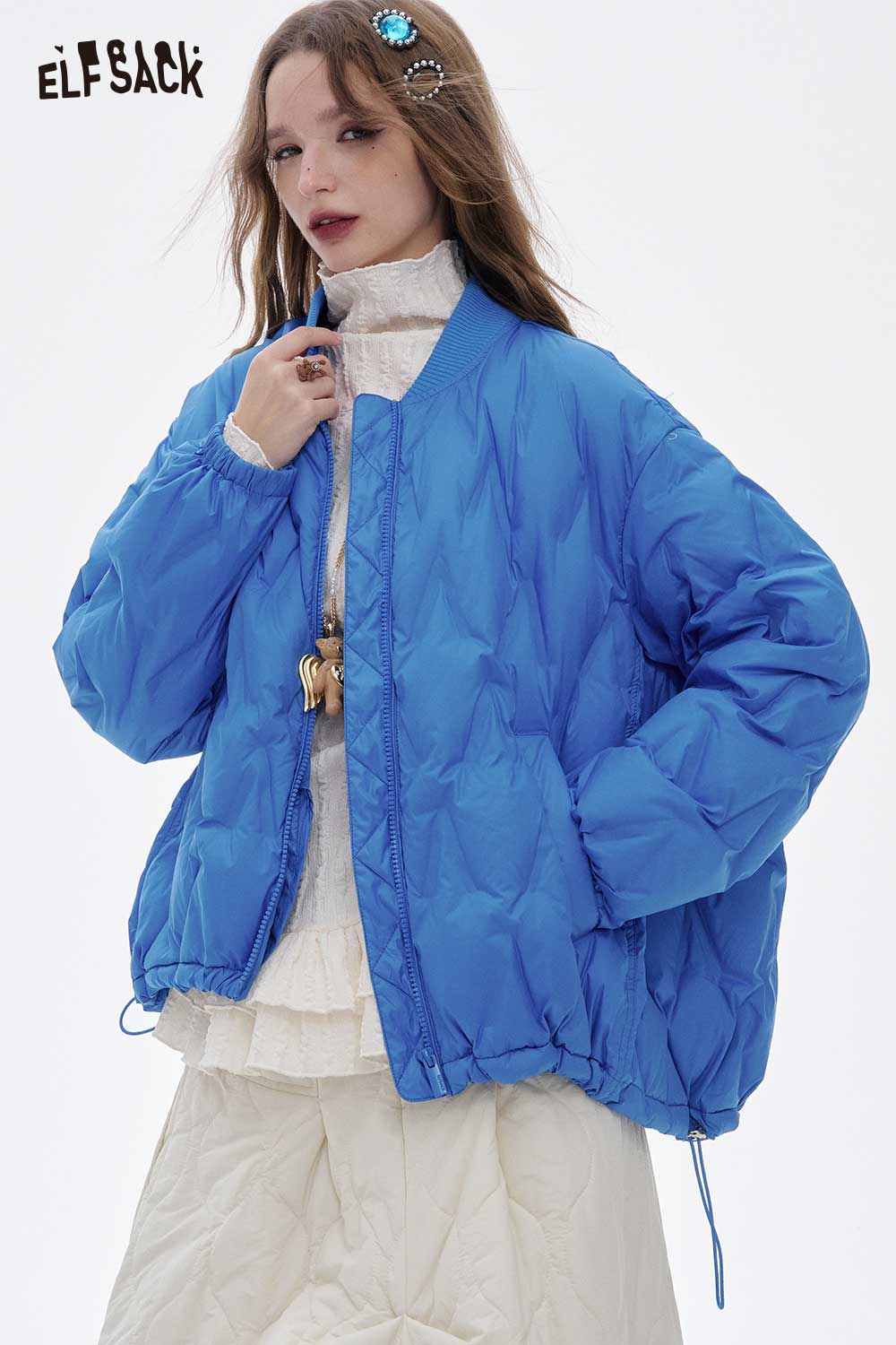 ELFSACK women's light down jacket in blue, featuring a modern oversized design and stylish silhouette