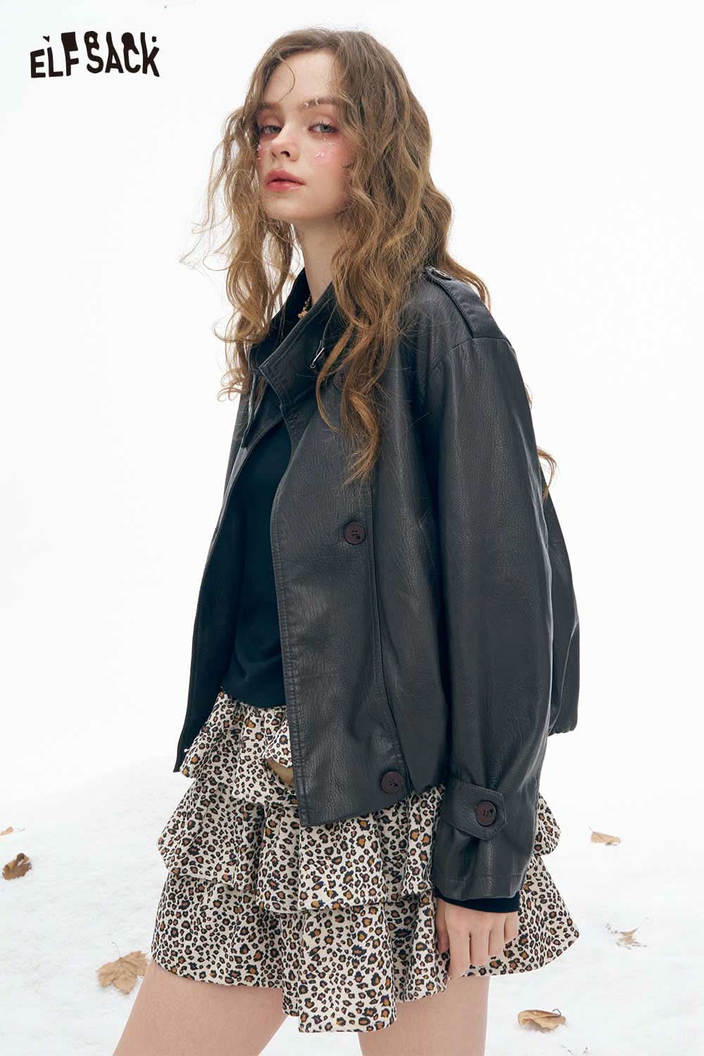 ELFSACK women's light leather jacket with a stylish cut, paired with a trendy leopard print skirt