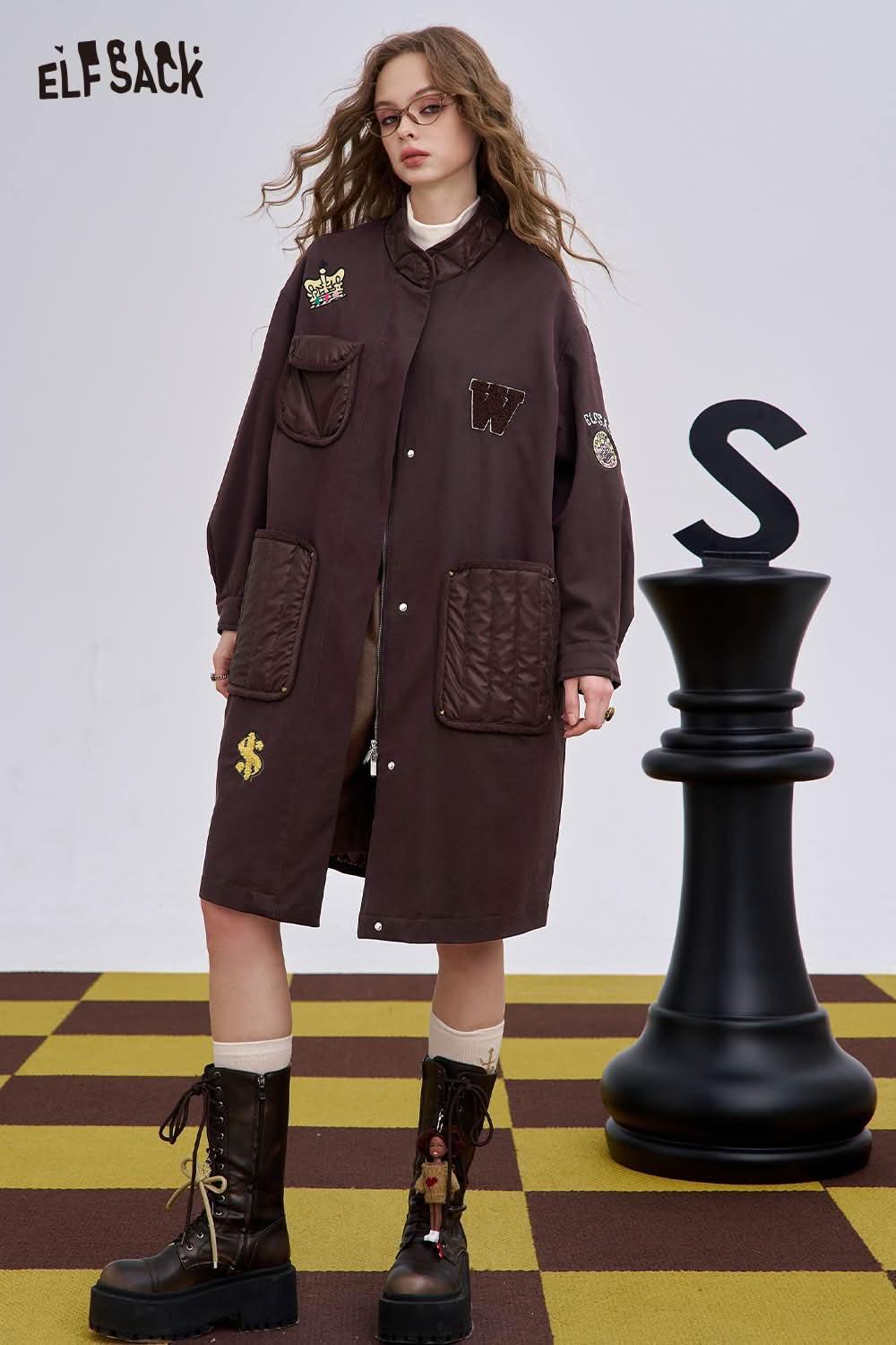 ELFSACK women's long cotton coat in brown with patches and quilted pockets for stylish layering