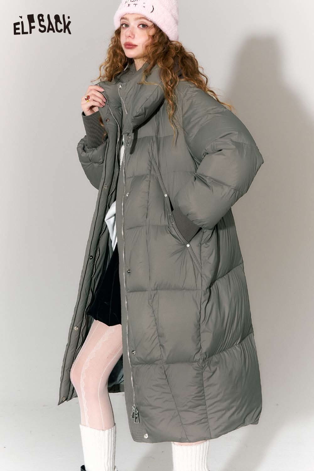ELFSACK women's long puffer coat with hood in gray, featuring a stylish oversized fit and pockets