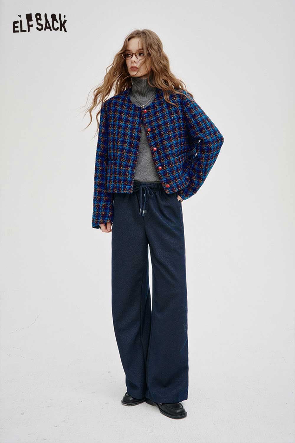 ELFSACK women's loose drawstring pants in navy paired with a stylish checkered jacket
