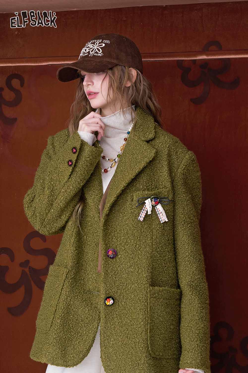ELFSACK women's minimalist blazer in olive green with decorative buttons for stylish layering