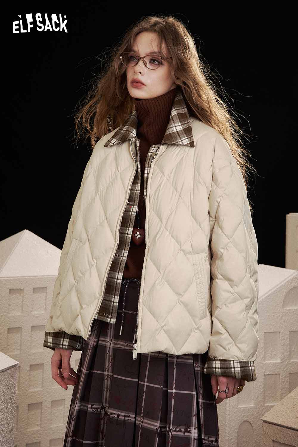 ELFSACK women's plaid down jacket with a stylish quilted design and cozy fit for winter fashion
