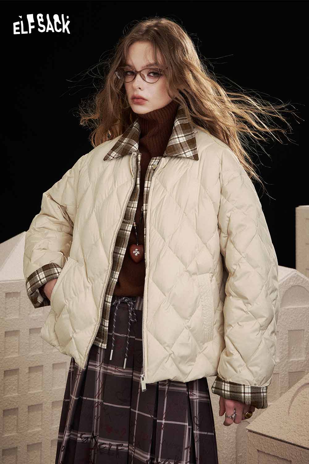 ELFSACK women's plaid down jacket in cream with quilted design and stylish collar for winter warmth