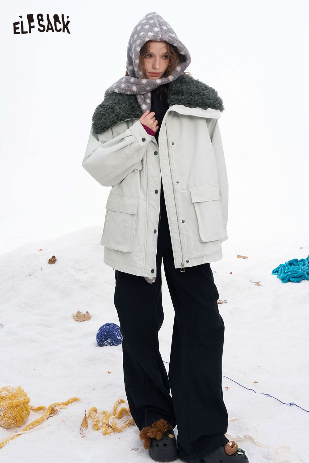 ELFSACK women's plush lapel coat in light color with oversized fit and cozy textured collar