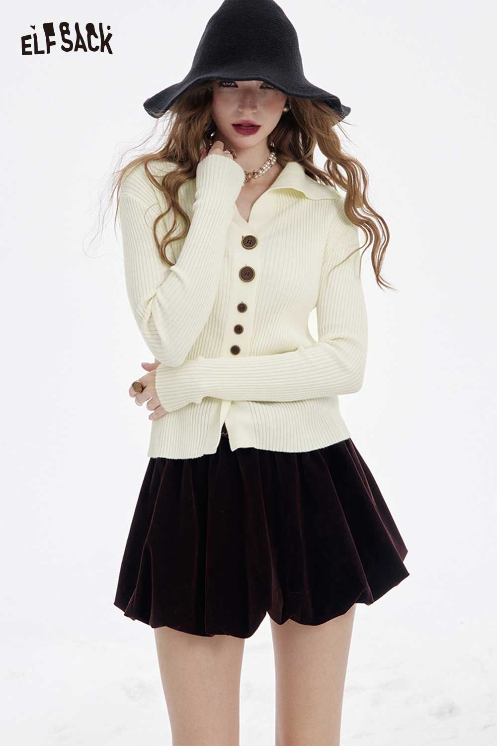 ELFSACK women's slim fit v neck knitwear in cream with buttons, paired with a black skirt and hat
