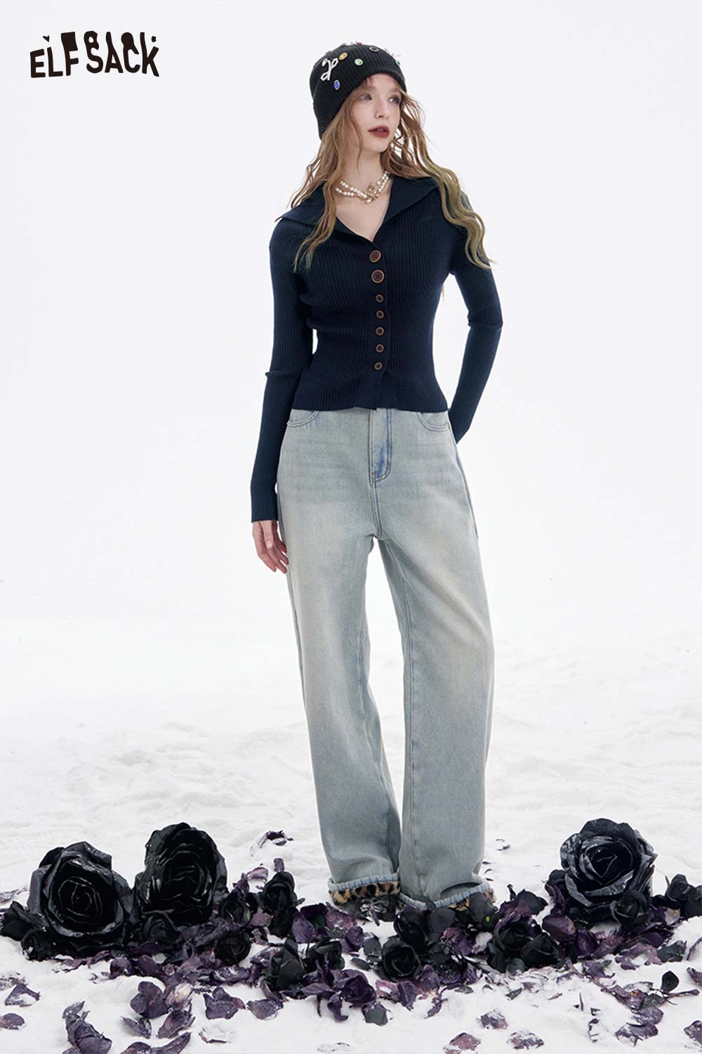 ELFSACK women's slim fit v neck knitwear in navy with button details, paired with relaxed jeans