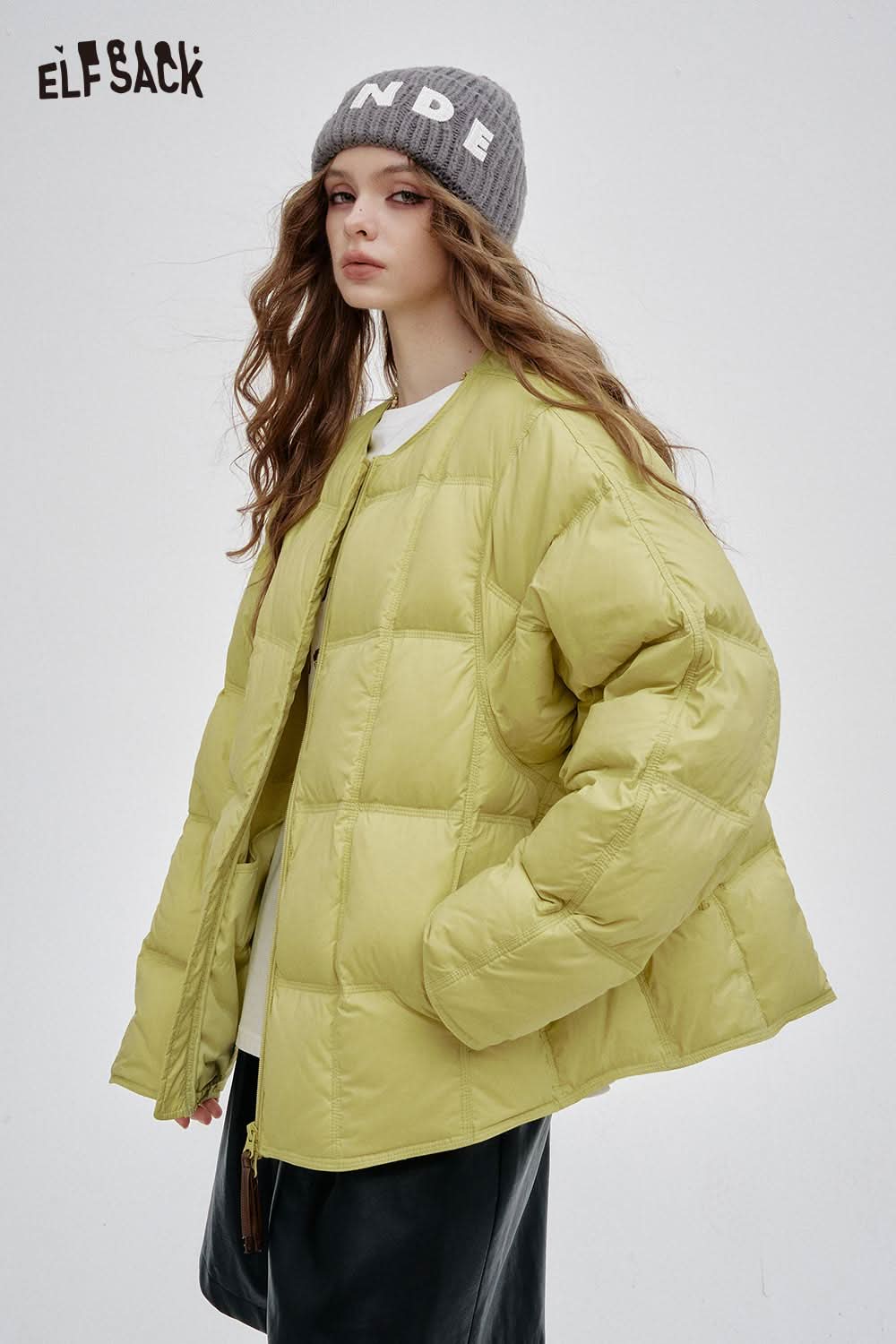 ELFSACK women's soft down jacket in light green with a cozy, oversized fit for winter warmth