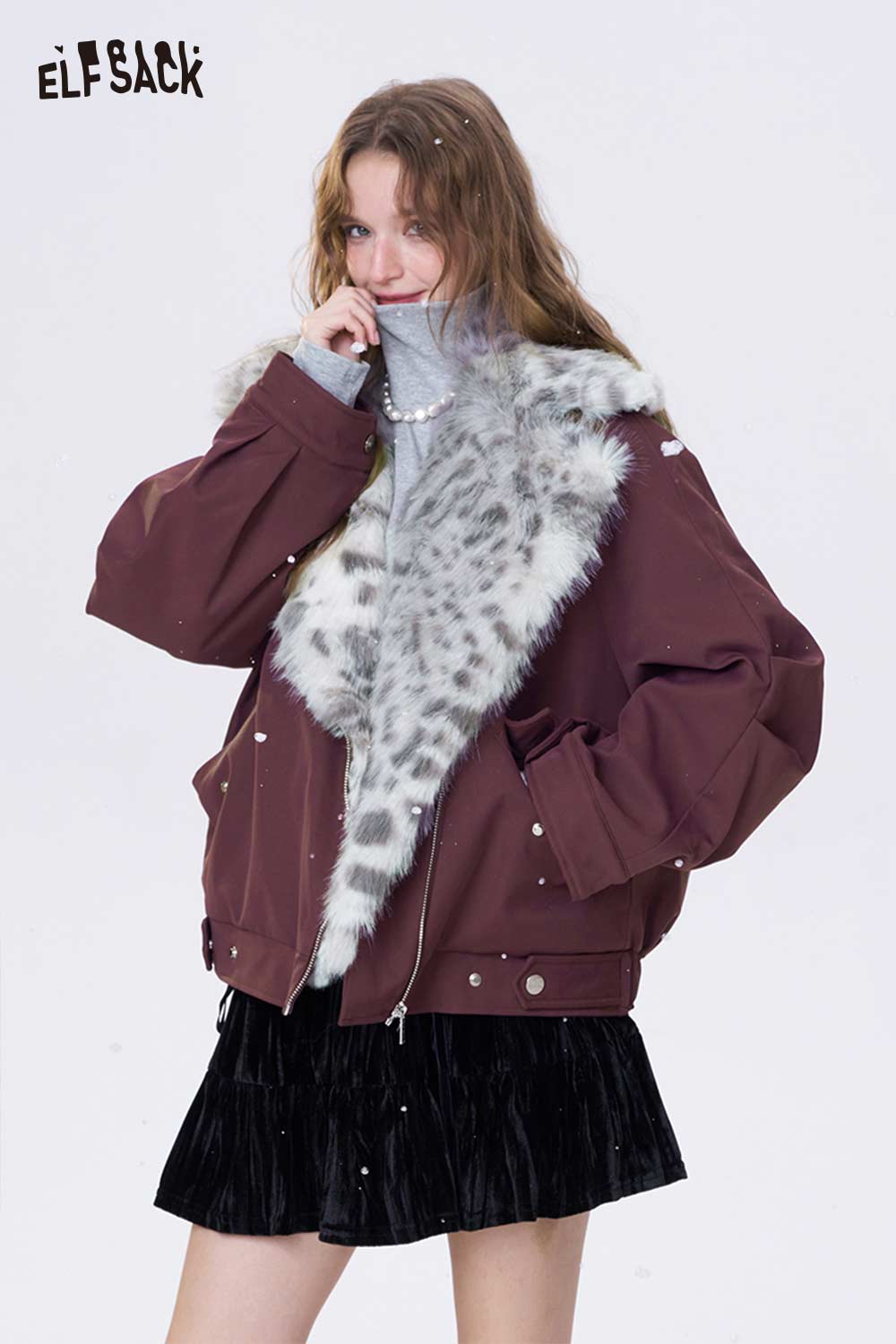 ELFSACK women's spotted plush collar coat in burgundy with a stylish fur collar and relaxed fit