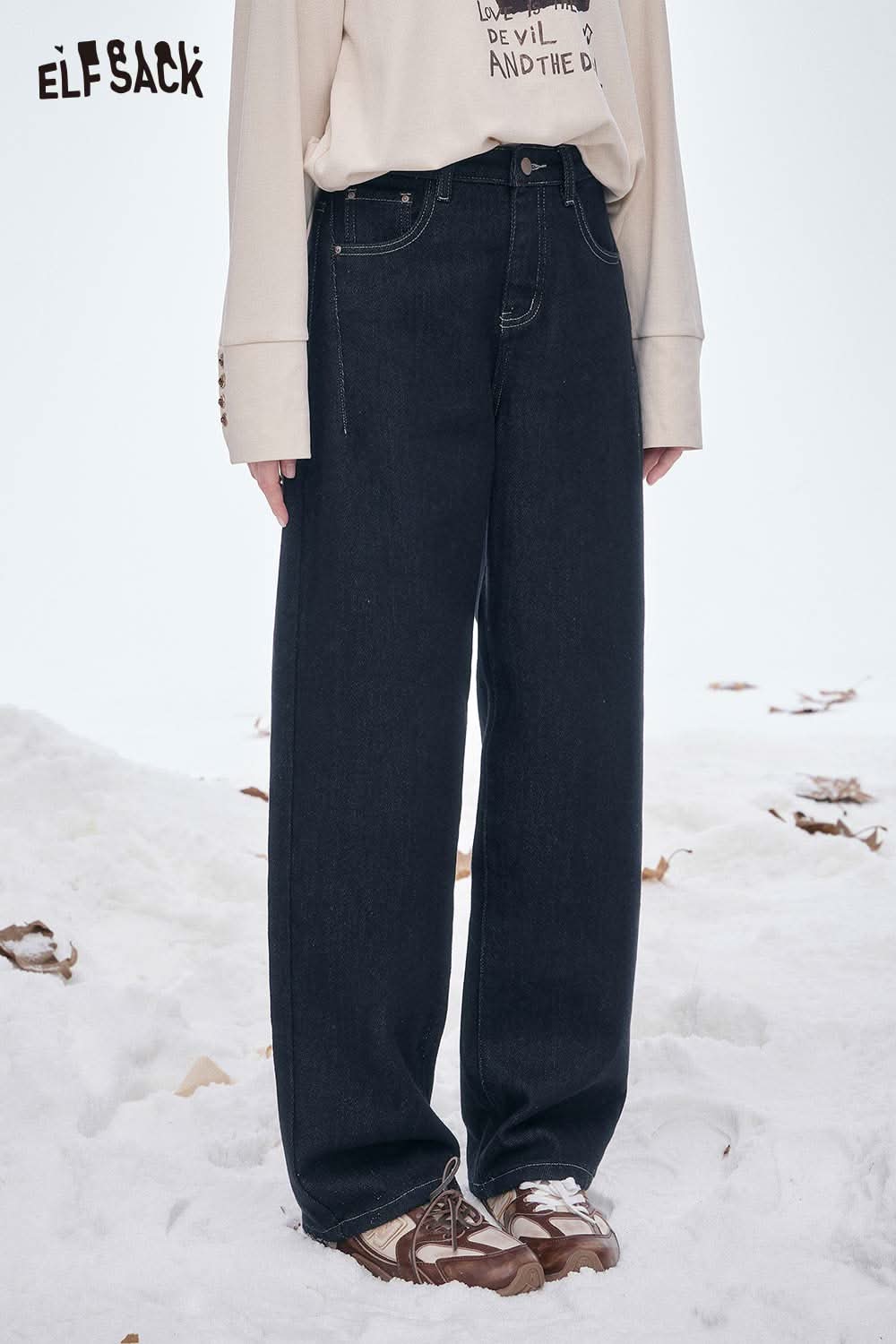 ELFSACK women's straight leg jeans in dark denim with a casual relaxed fit for winter wear