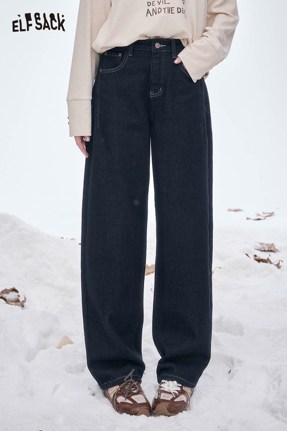 ELFSACK women's straight leg jeans in dark wash with a relaxed fit for a trendy winter look