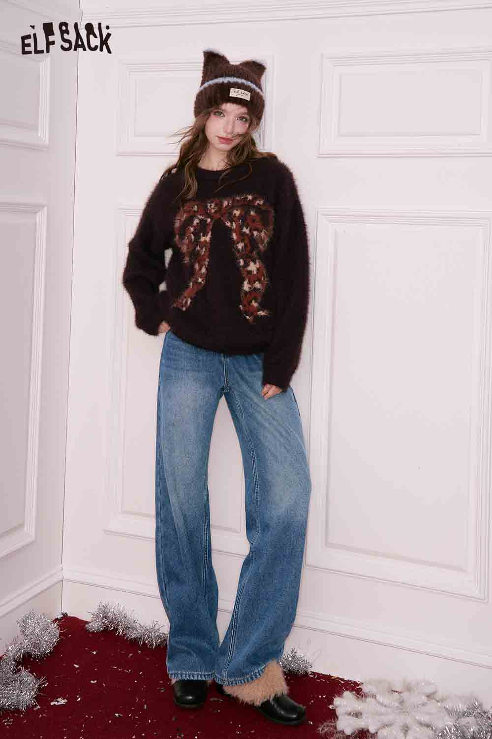 ELFSACK women's straight loose floor length jeans paired with a cozy sweater and beanie