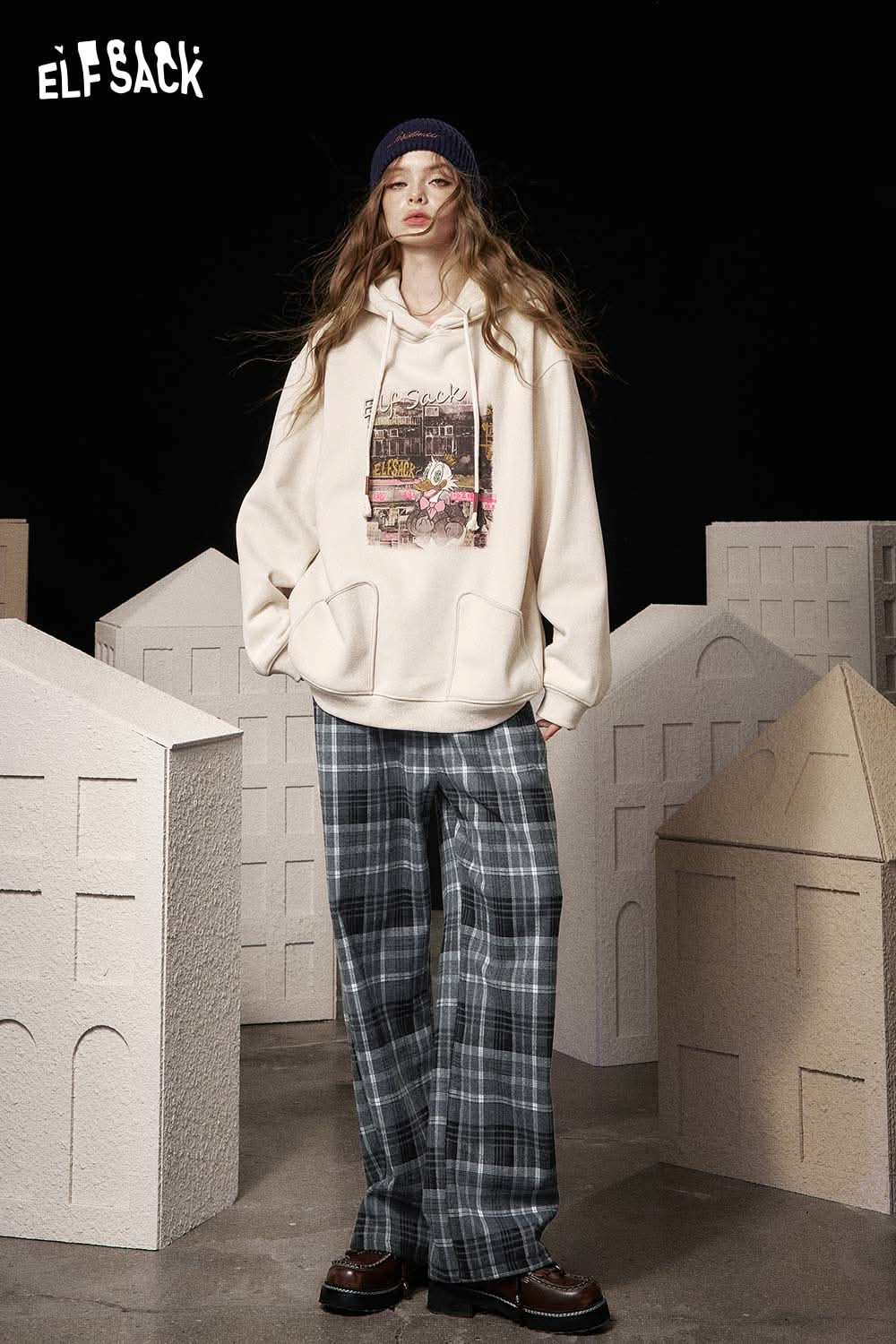 ELFSACK women's striped drawstring pants styled with a relaxed fit and paired with a cozy hoodie