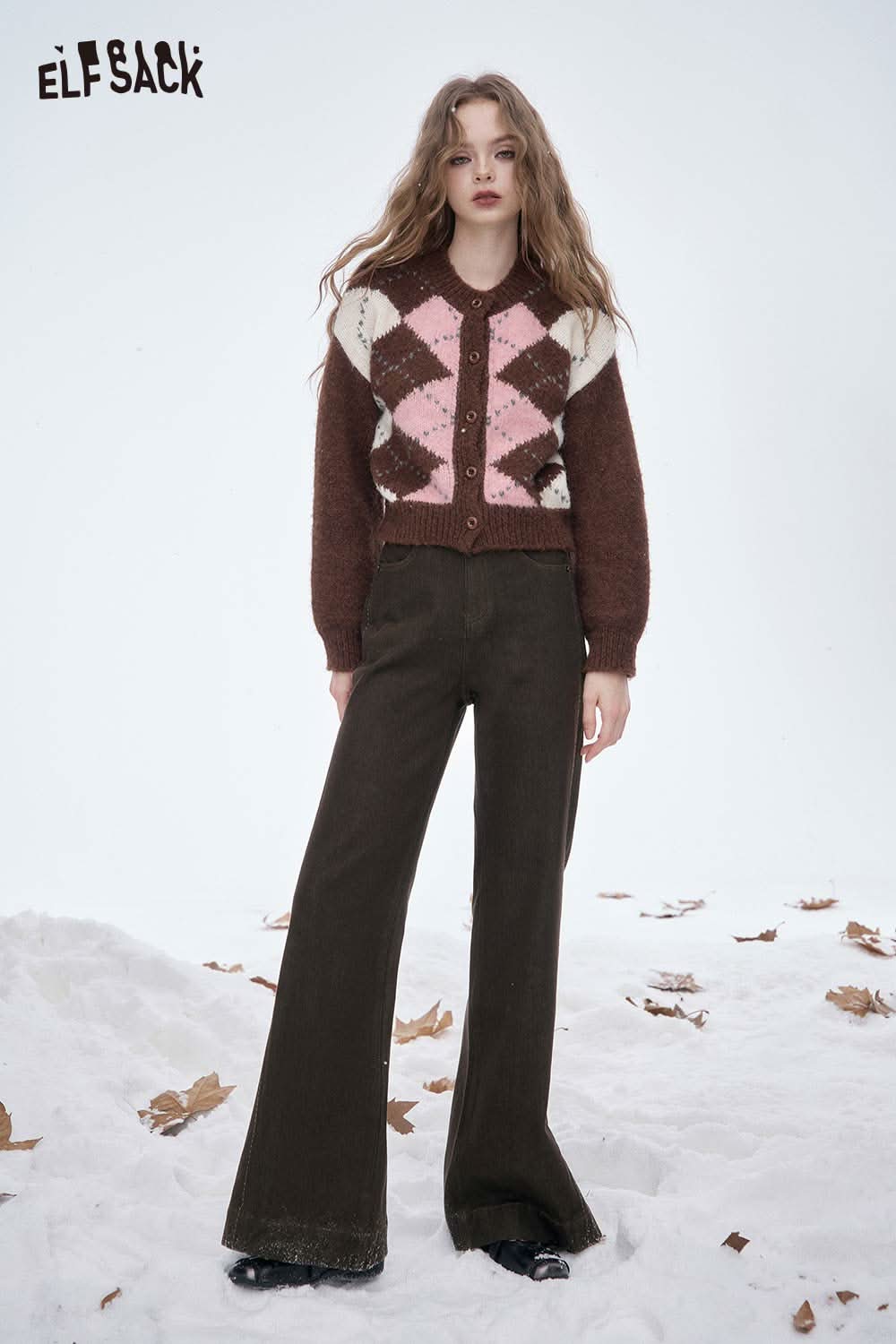 ELFSACK women's wide leg floor length jeans in brown paired with a stylish knitted sweater