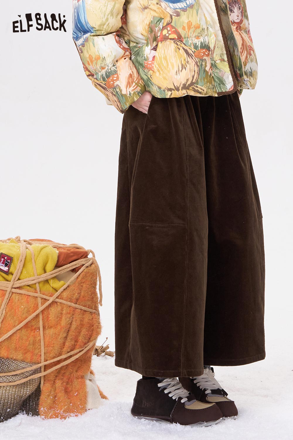 ELFSACK women's wide leg pants in brown with a comfortable fit and stylish design