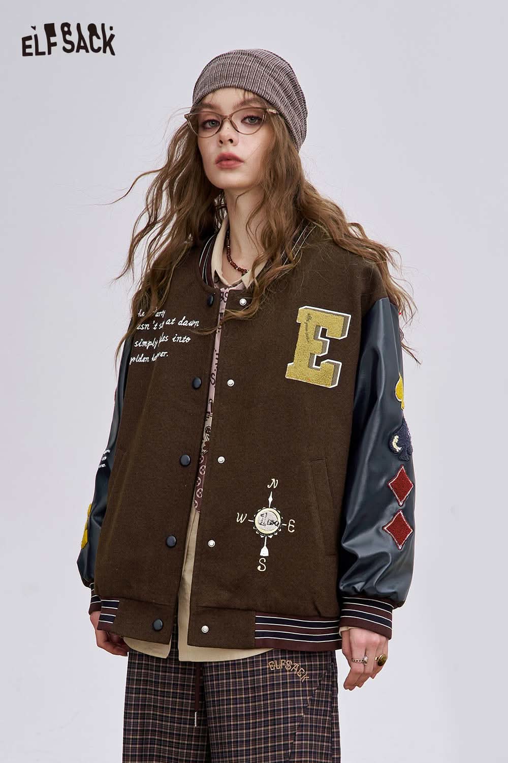 Women's wool blend graphic coat by ELFSACK featuring a bold design and relaxed fit perfect for casual wear.